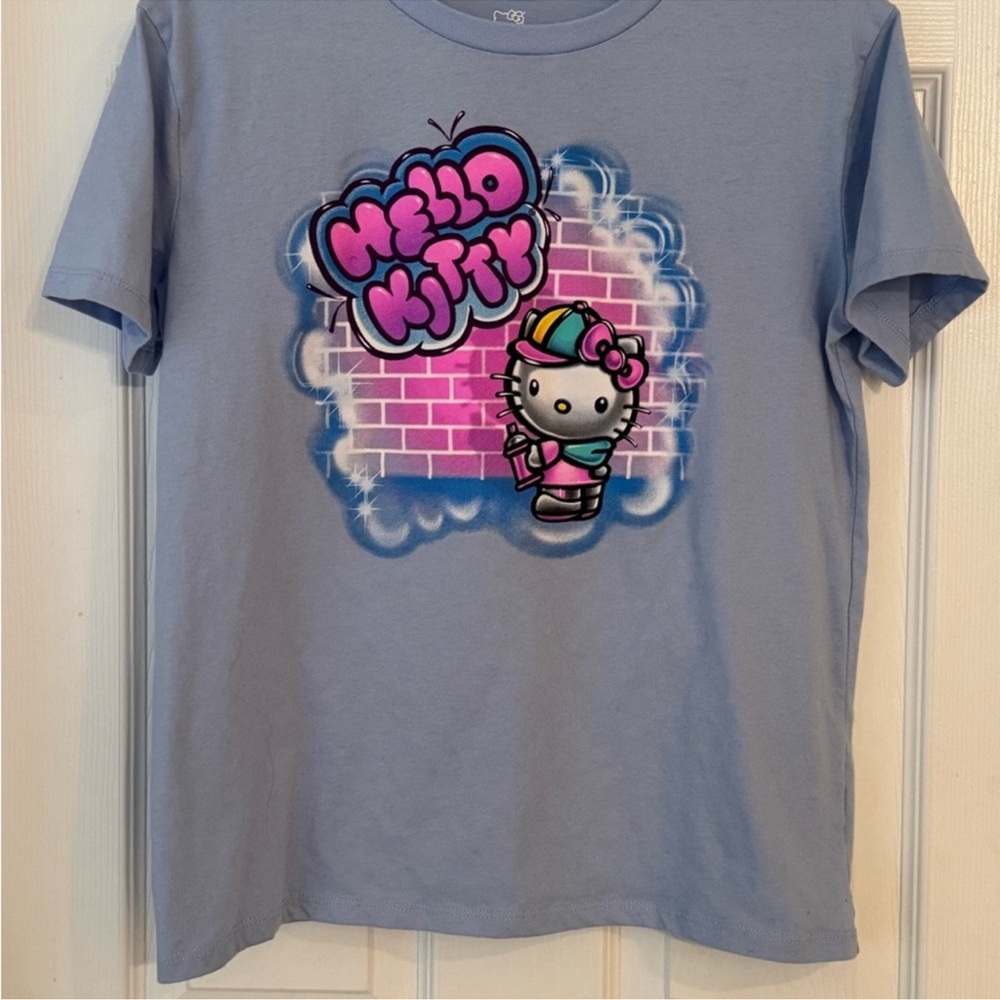 Hello Kitty tee - Picture 2 of 4